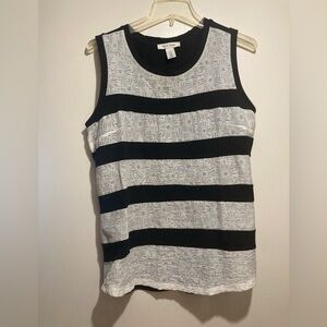White House Black Market tank